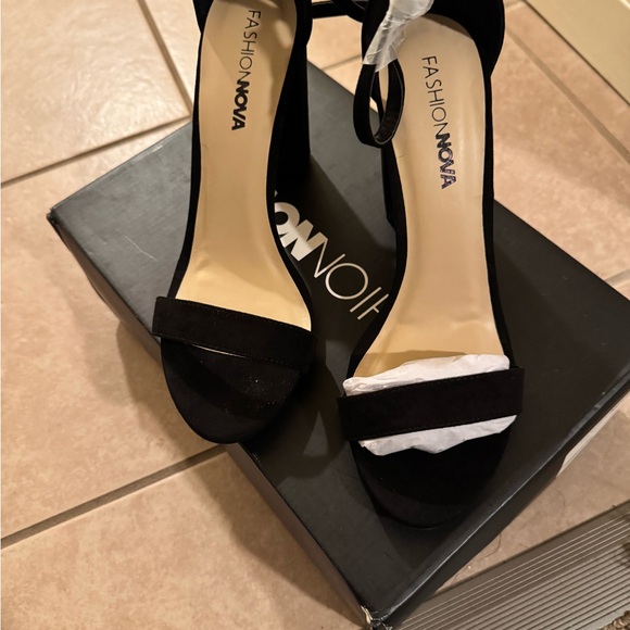 Fashion Nova Shoes - Fashion Nova Elegant Black Heels